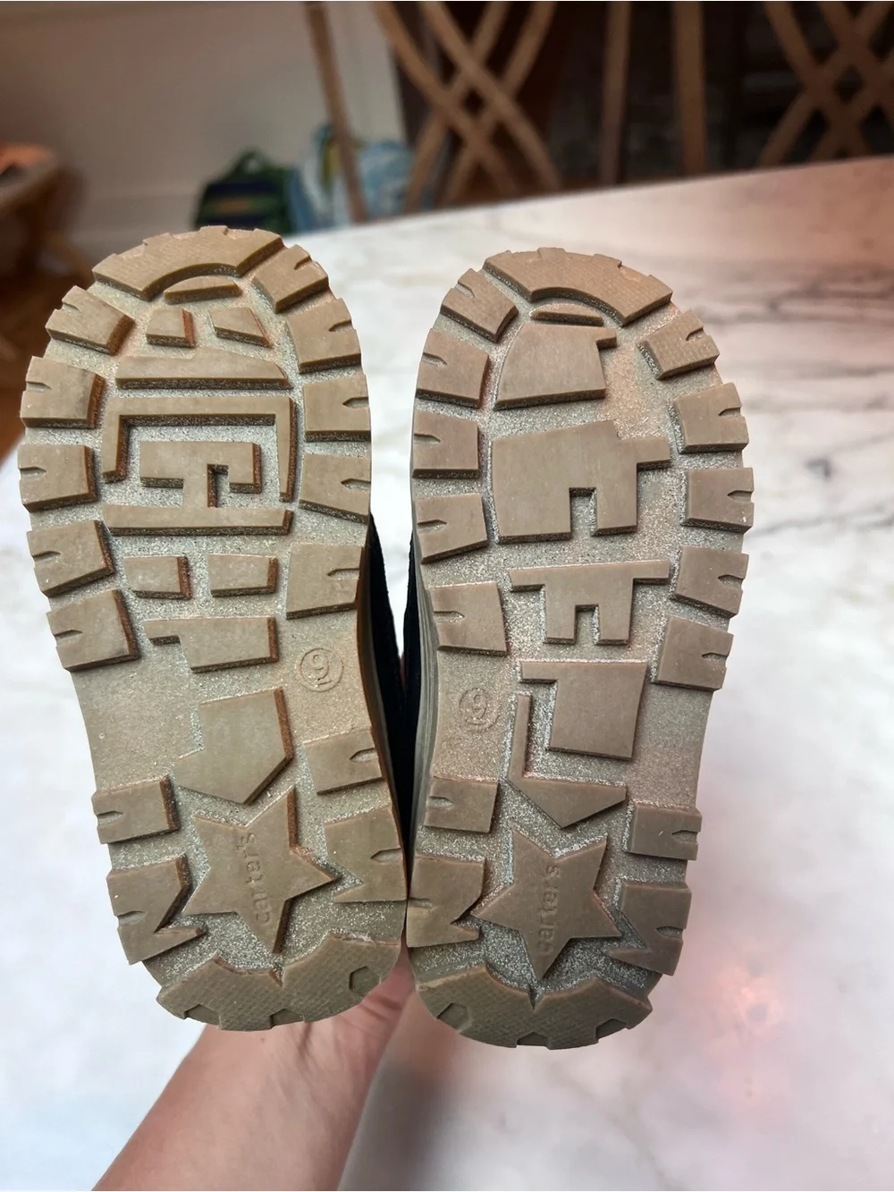 Carters cushioned play traction